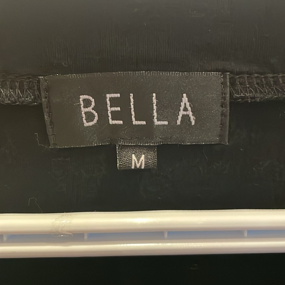 Bella Black V-Neck top - Picture 4 of 6